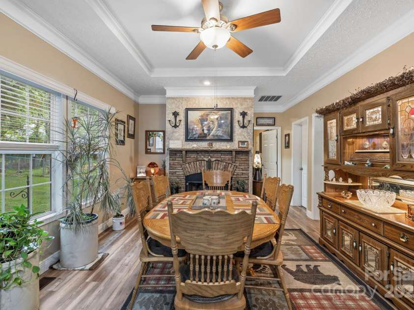 381 Old US 70 Hwy Highway, Black Mountain, NC 28711.  MLS# CAR4268513, YatesRealty ID 24288. 