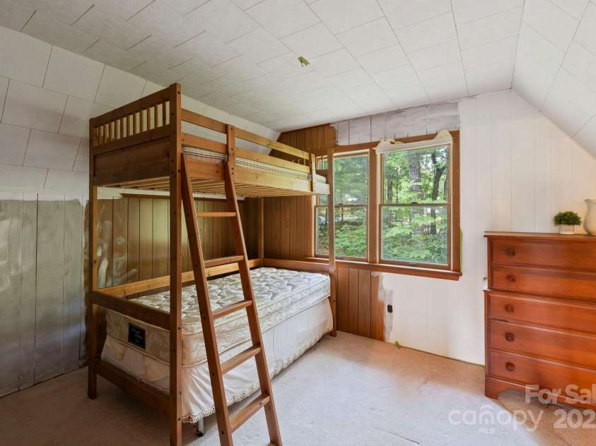 193 Falls View Drive, Lake Toxaway, NC 28747.  MLS# CAR4267831, YatesRealty ID 24289. Bedroom #2 - upper level