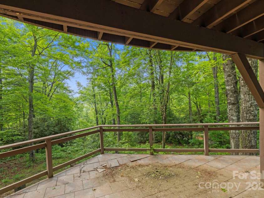 193 Falls View Drive, Lake Toxaway, NC 28747.  MLS# CAR4267831, YatesRealty ID 24289. Deck - main level