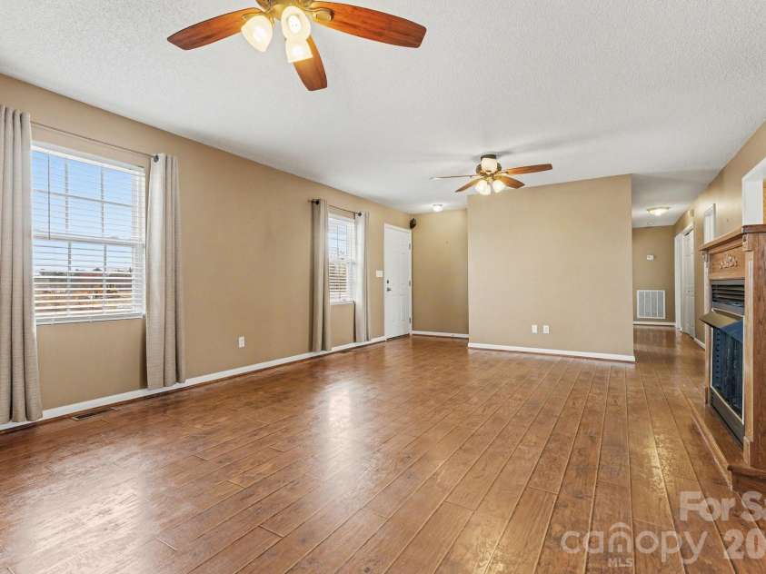 1976 Mcilwain Road, Lancaster, SC 29720.  MLS# CAR4349931, YatesRealty ID 24289. 