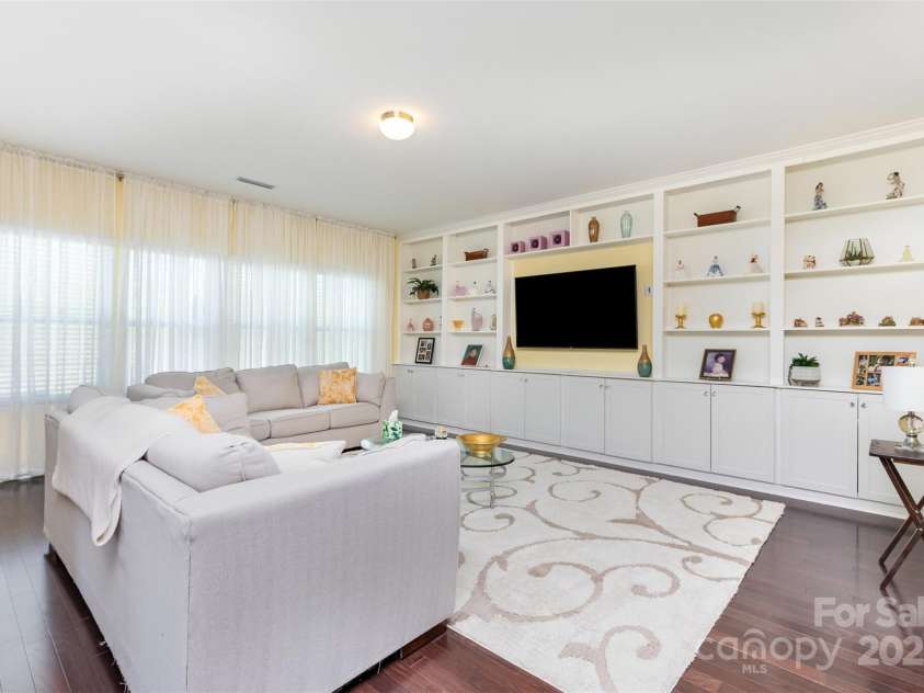 2107 Atwell Glen Lane, Pineville, NC 28134.  MLS# CAR4301478, YatesRealty ID 2429. 