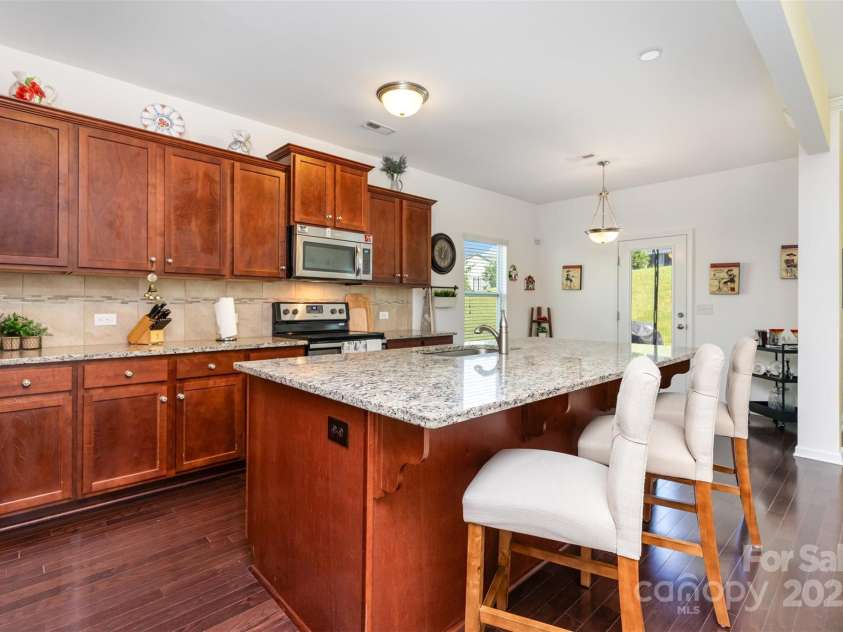 2107 Atwell Glen Lane, Pineville, NC 28134.  MLS# CAR4301478, YatesRealty ID 2429. 