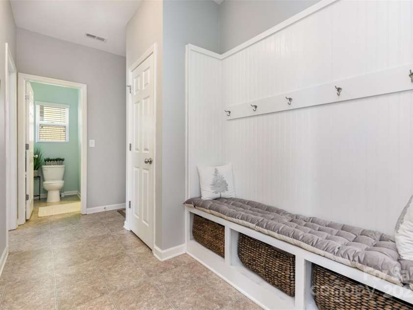 2107 Atwell Glen Lane, Pineville, NC 28134.  MLS# CAR4301478, YatesRealty ID 2429. 