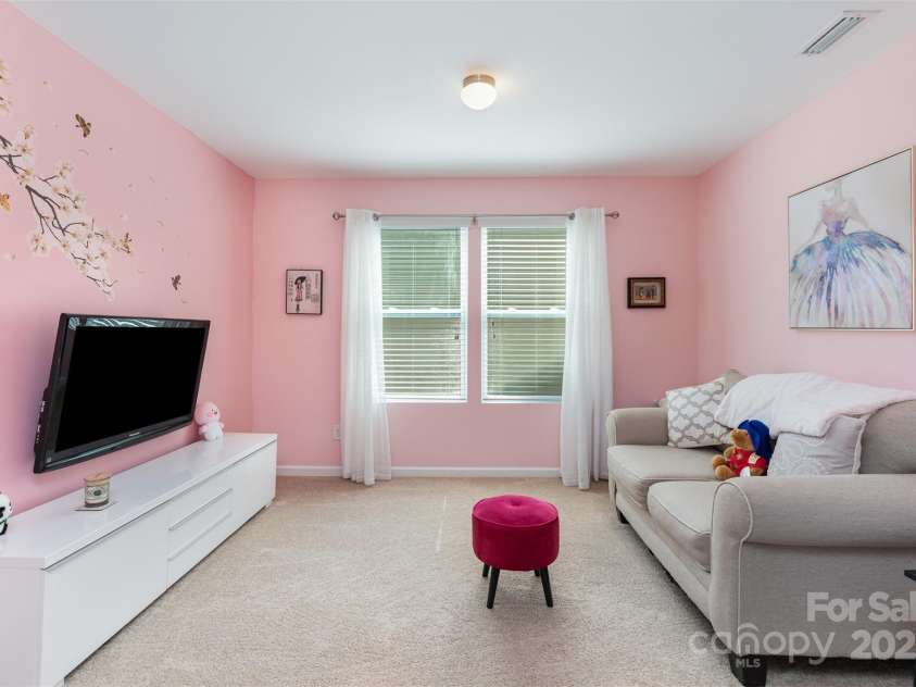 2107 Atwell Glen Lane, Pineville, NC 28134.  MLS# CAR4301478, YatesRealty ID 2429. 