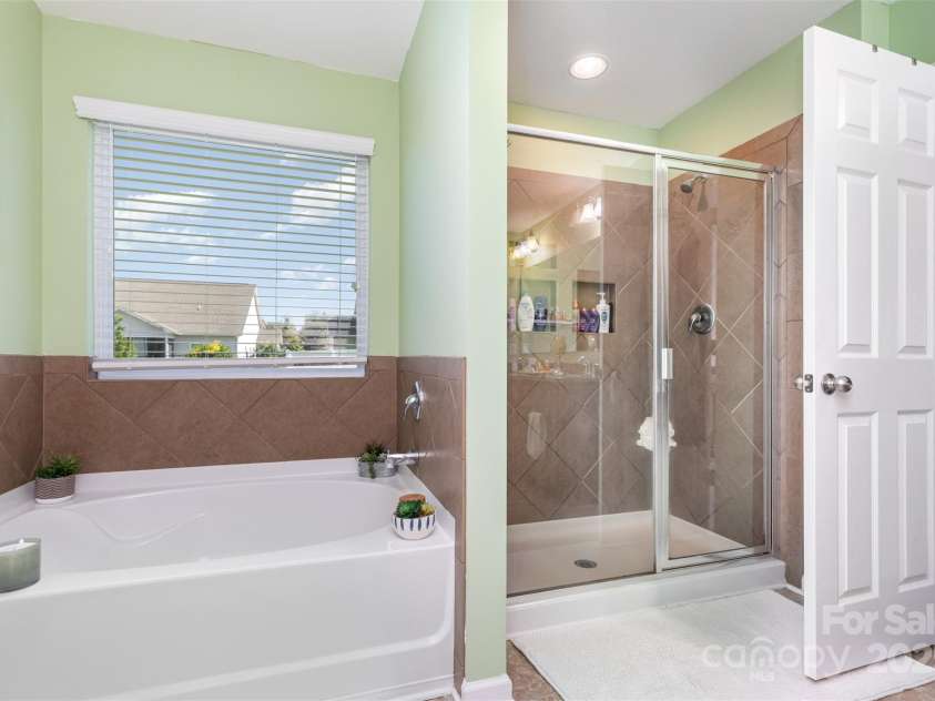 2107 Atwell Glen Lane, Pineville, NC 28134.  MLS# CAR4301478, YatesRealty ID 2429. 