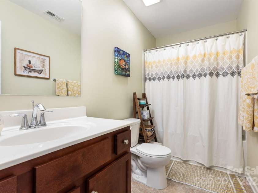 2107 Atwell Glen Lane, Pineville, NC 28134.  MLS# CAR4301478, YatesRealty ID 2429. 