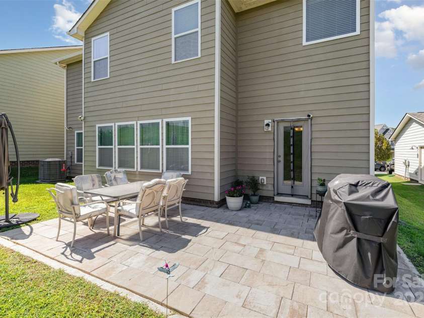 2107 Atwell Glen Lane, Pineville, NC 28134.  MLS# CAR4301478, YatesRealty ID 2429. 