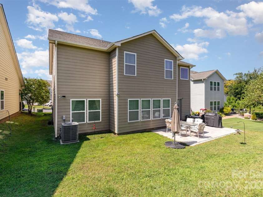 2107 Atwell Glen Lane, Pineville, NC 28134.  MLS# CAR4301478, YatesRealty ID 2429. 