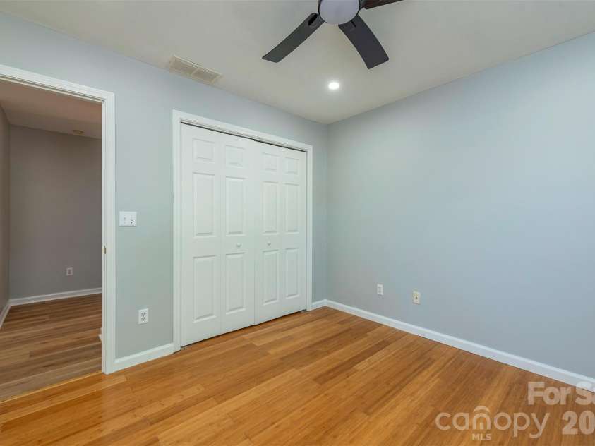23 Westmont Drive, Asheville, NC 28806.  MLS# CAR4371599, YatesRealty ID 24290. 