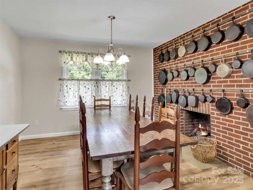 463 Golf Course Road, Clyde, NC 28721.  MLS# CAR4275695, YatesRealty ID 24290. 