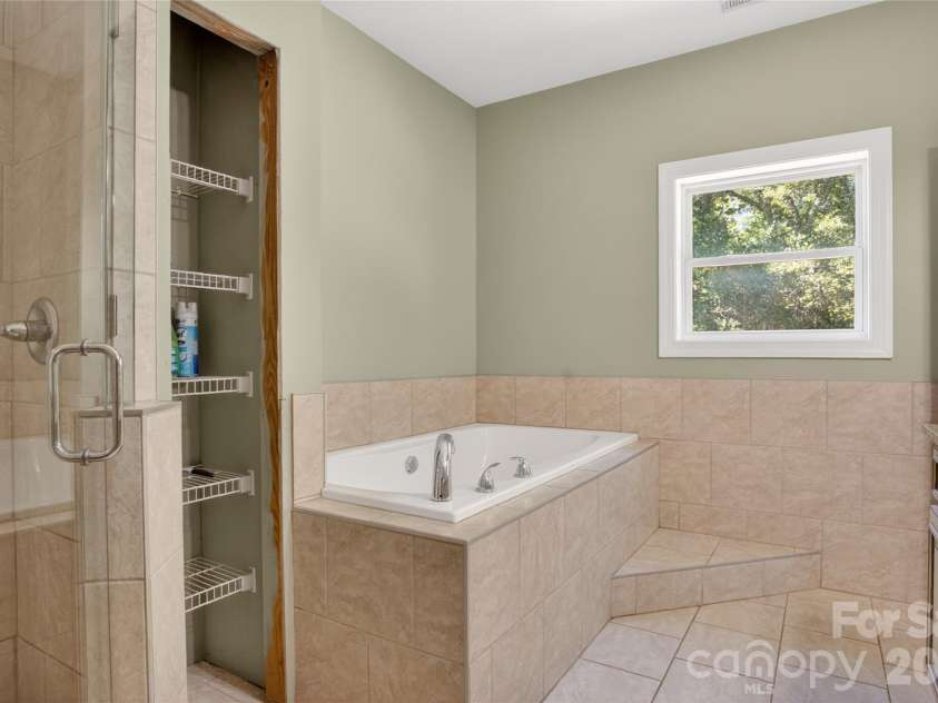 6151 Settlers Trail, Stanfield, NC 28163.  MLS# CAR4378907, YatesRealty ID 24291. Primary Bath