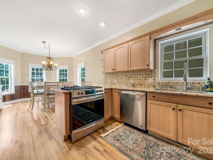 80 Meadow Creek Drive, Weaverville, NC 28787.  MLS# CAR4277746, YatesRealty ID 24292. 