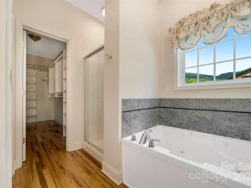 80 Meadow Creek Drive, Weaverville, NC 28787.  MLS# CAR4277746, YatesRealty ID 24292. 