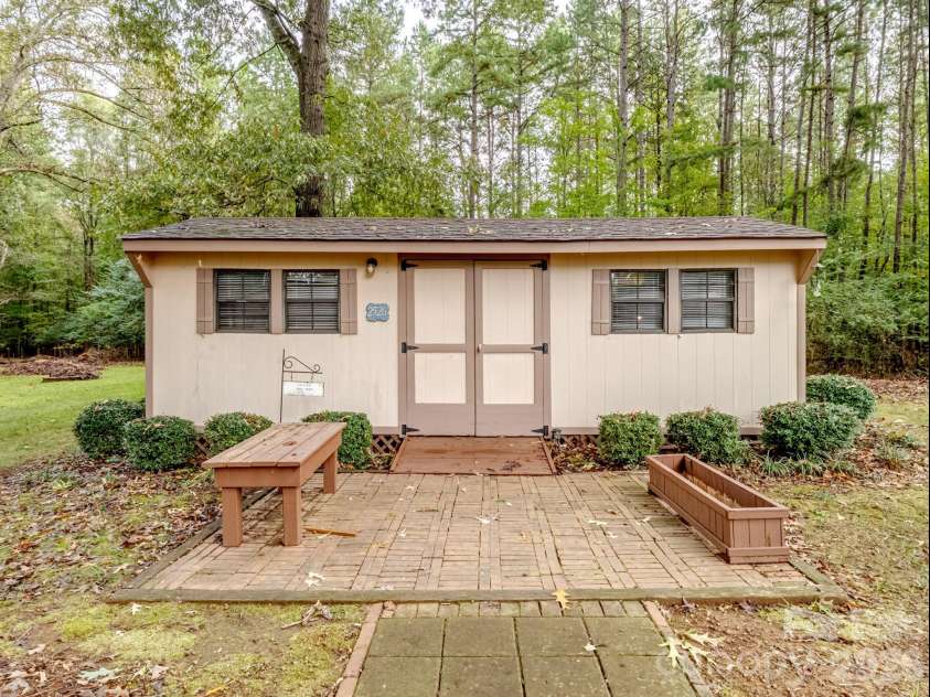 2526 Goldmine Road, Monroe, NC 28110.  MLS# CAR4366611, YatesRealty ID 24293. 