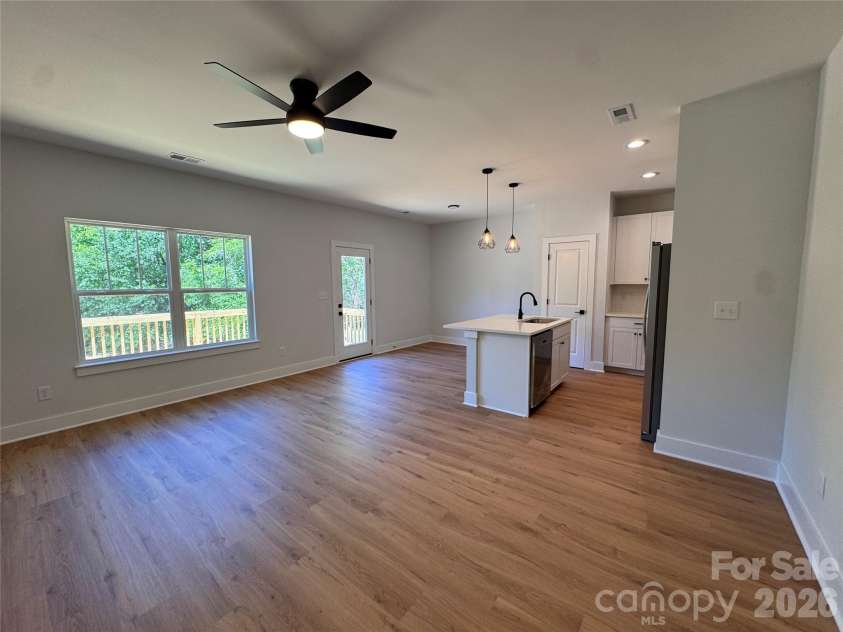 405 Firestone Street, Gastonia, NC 28052.  MLS# CAR4382289, YatesRealty ID 24295. 