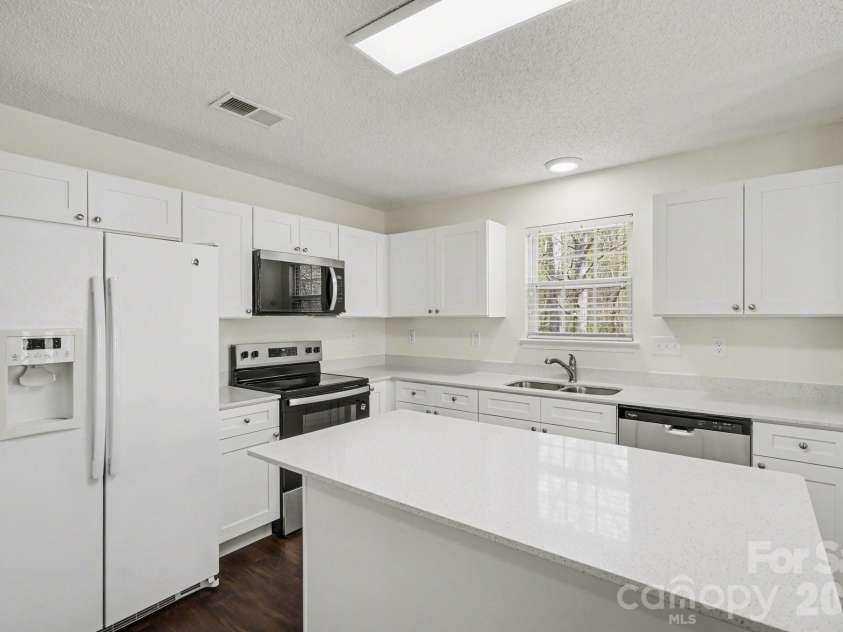 6308 Dumont Lane, Charlotte, NC 28269.  MLS# CAR4361987, YatesRealty ID 24296. 
