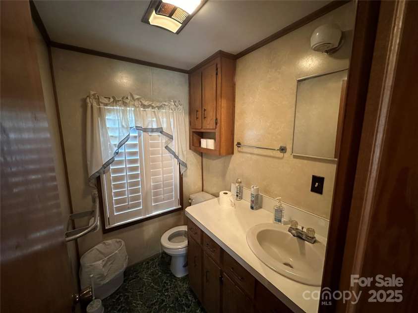 213 Main Street, Jefferson, SC 29718.  MLS# CAR4253703, YatesRealty ID 24297. 