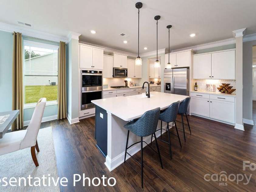 7105 Butternut Oak Terrace, Huntersville, NC 28078.  MLS# CAR4256757, YatesRealty ID 24298. 