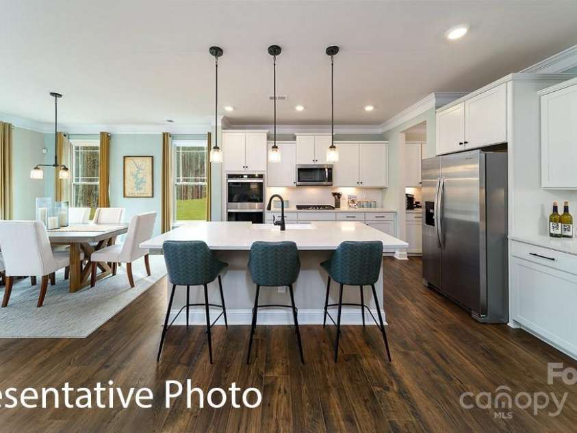 7105 Butternut Oak Terrace, Huntersville, NC 28078.  MLS# CAR4256757, YatesRealty ID 24298. 