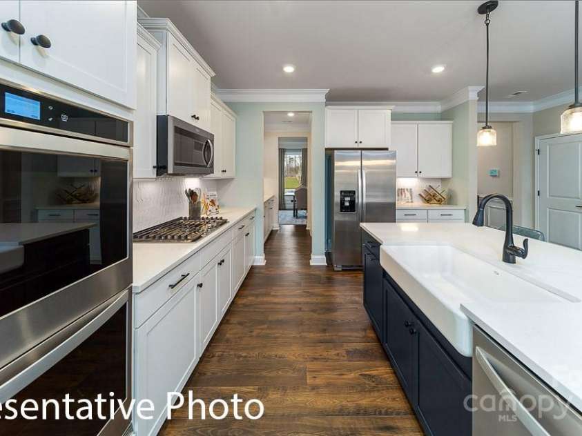 7105 Butternut Oak Terrace, Huntersville, NC 28078.  MLS# CAR4256757, YatesRealty ID 24298. 