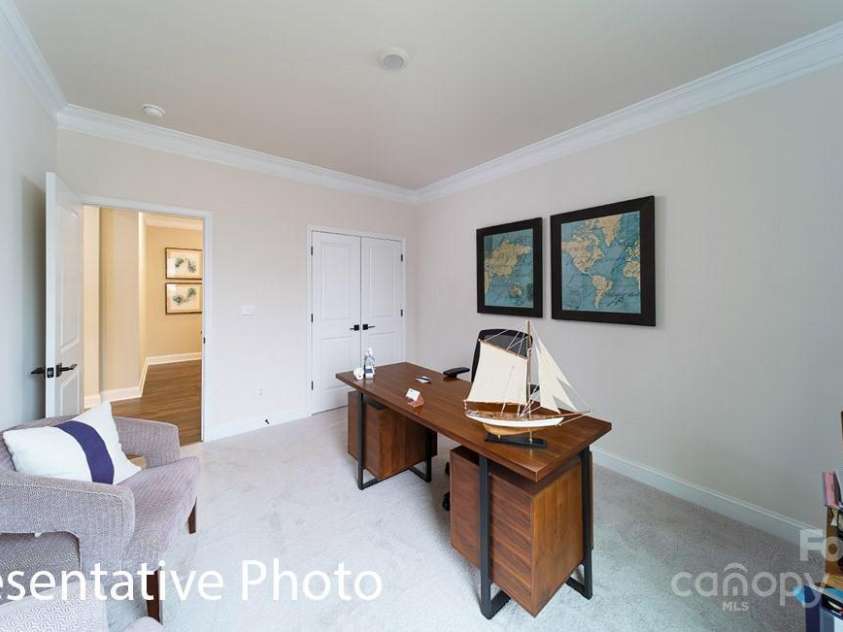 7105 Butternut Oak Terrace, Huntersville, NC 28078.  MLS# CAR4256757, YatesRealty ID 24298. 