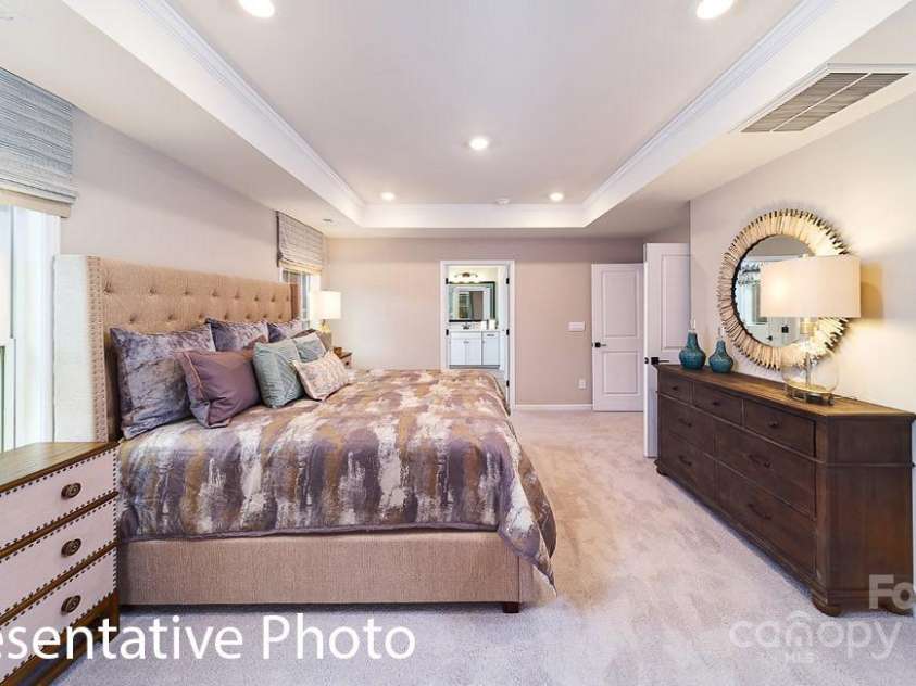 7105 Butternut Oak Terrace, Huntersville, NC 28078.  MLS# CAR4256757, YatesRealty ID 24298. 