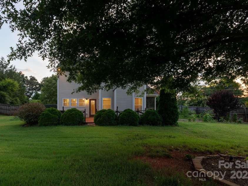 4519 Potter Road, Monroe, NC 28112.  MLS# CAR4239815, YatesRealty ID 24299. 