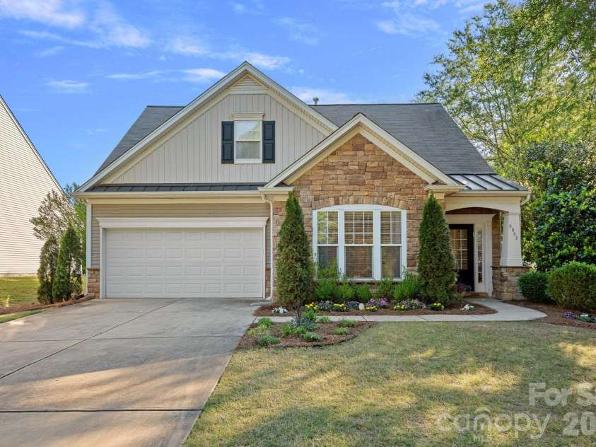6902 Saranac Lane, Matthews, NC 28105.  MLS# CAR4368511, YatesRealty ID 24299. Front Elevation