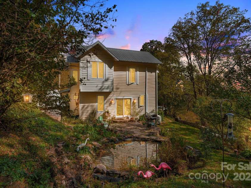 3942 Anderson Branch Road, Marshall, NC 28753.  MLS# CAR4194883, YatesRealty ID 243. 