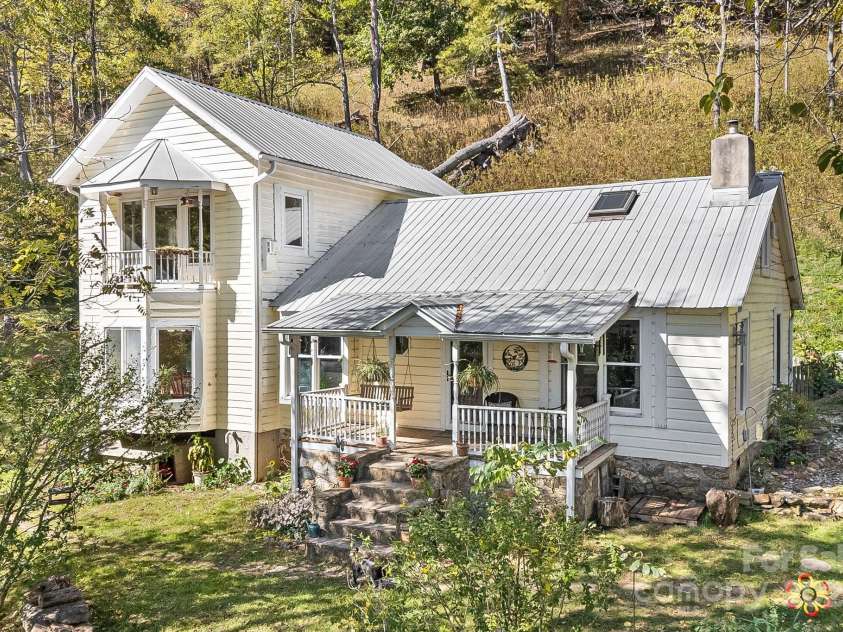 3942 Anderson Branch Road, Marshall, NC 28753.  MLS# CAR4194883, YatesRealty ID 243. Covered front porch