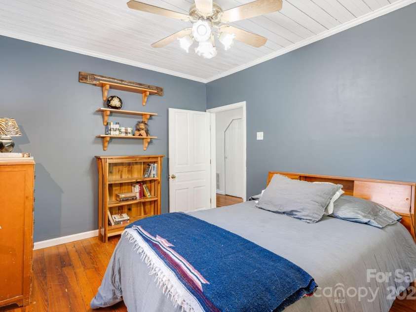 3942 Anderson Branch Road, Marshall, NC 28753.  MLS# CAR4194883, YatesRealty ID 243. Main level bedroom