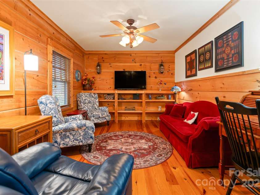 75 Sugar Hill Drive, Weaverville, NC 28787.  MLS# CAR4240895, YatesRealty ID 243. 