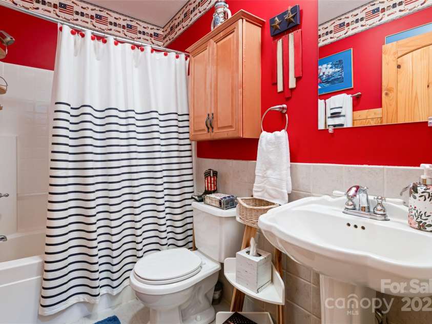 75 Sugar Hill Drive, Weaverville, NC 28787.  MLS# CAR4240895, YatesRealty ID 243. 