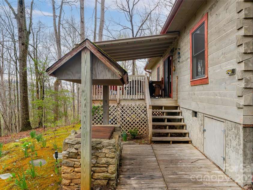 75 Sugar Hill Drive, Weaverville, NC 28787.  MLS# CAR4240895, YatesRealty ID 243. 