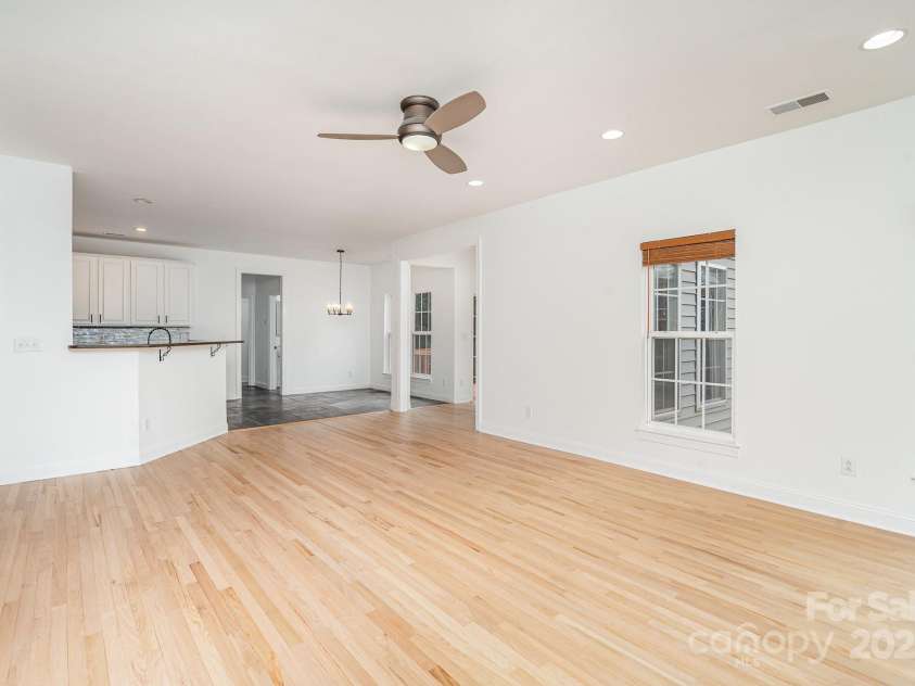 5672 Wrenfield Court, Charlotte, NC 28277.  MLS# CAR4228476, YatesRealty ID 24301. Family Room