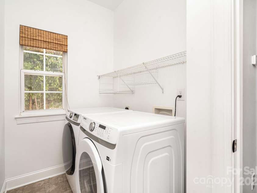 5672 Wrenfield Court, Charlotte, NC 28277.  MLS# CAR4228476, YatesRealty ID 24301. Laundry Room