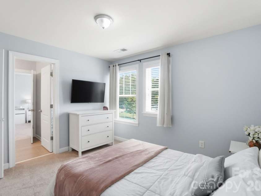 2613 Sugaree Court, Waxhaw, NC 28173.  MLS# CAR4381189, YatesRealty ID 24302. 