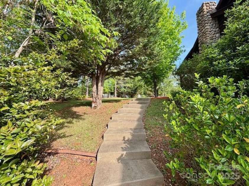 926 Cross Creek Drive, Rutherfordton, NC 28139.  MLS# CAR4249282, YatesRealty ID 24302. 