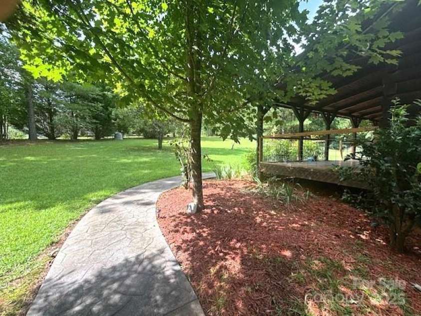 926 Cross Creek Drive, Rutherfordton, NC 28139.  MLS# CAR4249282, YatesRealty ID 24302. 