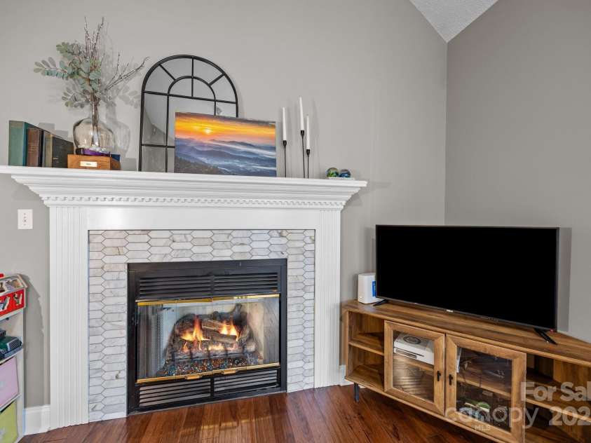 201 Windsor Forest Circle, Fletcher, NC 28732.  MLS# CAR4268671, YatesRealty ID 24304. 
