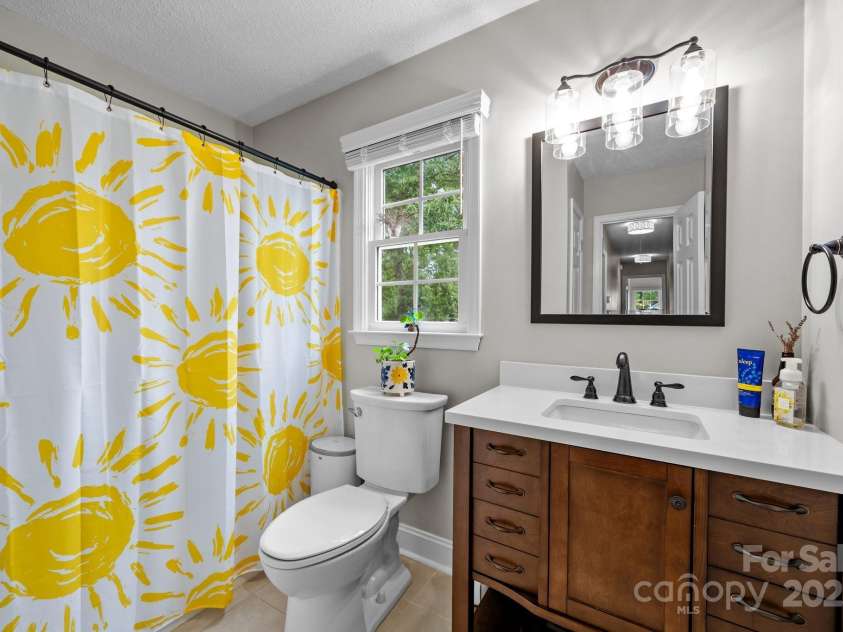 201 Windsor Forest Circle, Fletcher, NC 28732.  MLS# CAR4268671, YatesRealty ID 24304. 