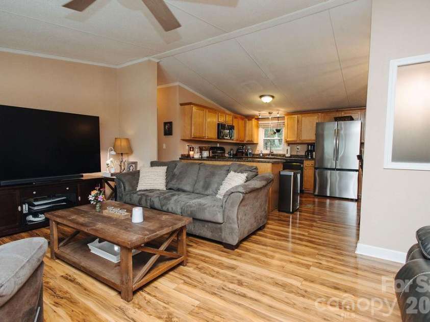 9 Bent Twig Drive, Old Fort, NC 28762.  MLS# CAR4380488, YatesRealty ID 24305. 