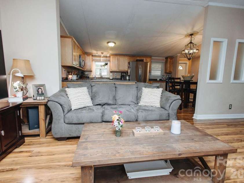 9 Bent Twig Drive, Old Fort, NC 28762.  MLS# CAR4380488, YatesRealty ID 24305. 