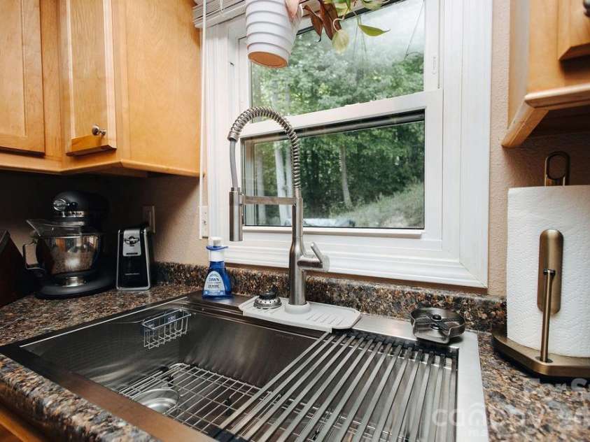 9 Bent Twig Drive, Old Fort, NC 28762.  MLS# CAR4380488, YatesRealty ID 24305. 