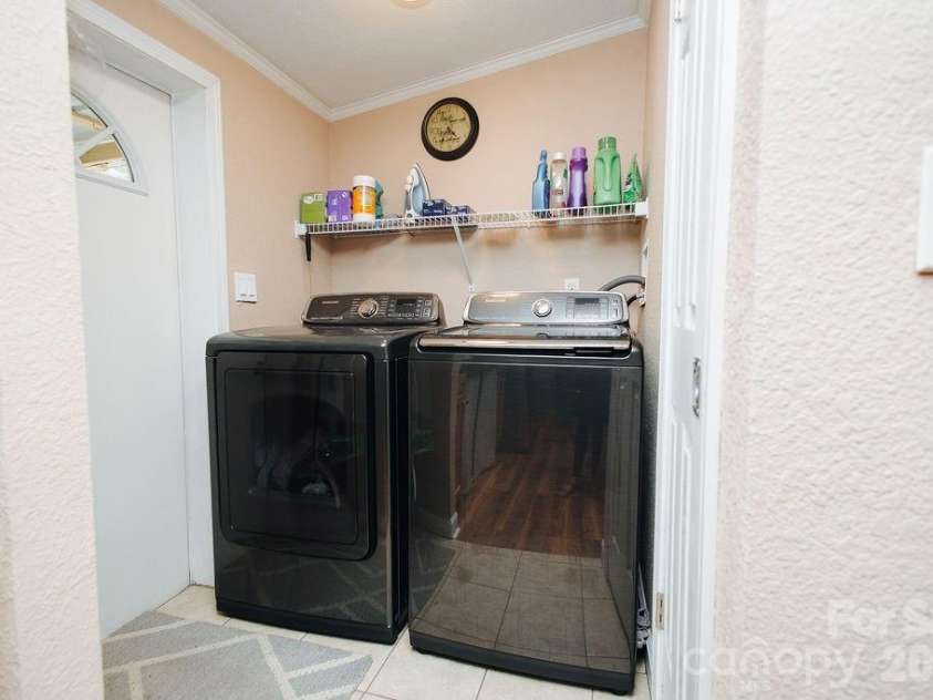 9 Bent Twig Drive, Old Fort, NC 28762.  MLS# CAR4380488, YatesRealty ID 24305. 