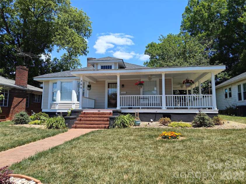 208 Heilig Avenue, Salisbury, NC 28144.  MLS# CAR4381621, YatesRealty ID 24306. 
