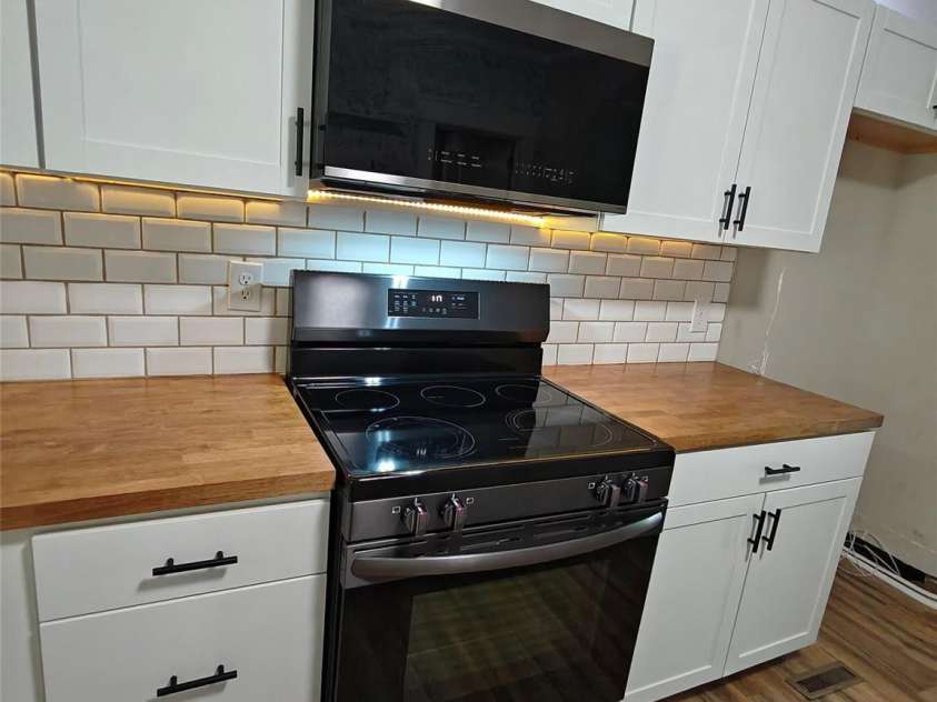 208 Heilig Avenue, Salisbury, NC 28144.  MLS# CAR4381621, YatesRealty ID 24306. 