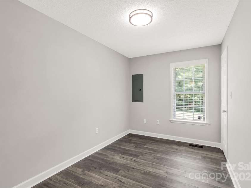 1675 Old Lynwood Circle, Lancaster, SC 29720.  MLS# CAR4270159, YatesRealty ID 24307. 