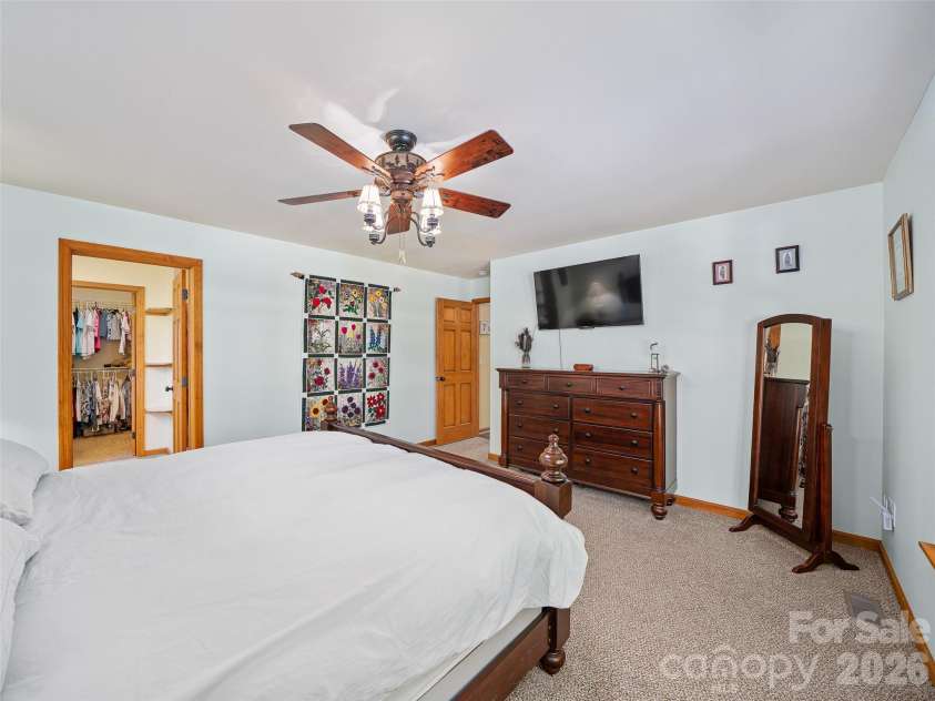 326 Ewart Wilson Road, Burnsville, NC 28714.  MLS# CAR4380347, YatesRealty ID 24308. Primary on main