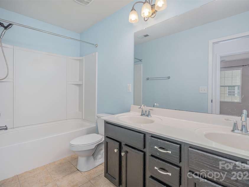 9001 Lanark Lane, Fort Mill, SC 29707.  MLS# CAR4269680, YatesRealty ID 24308. 